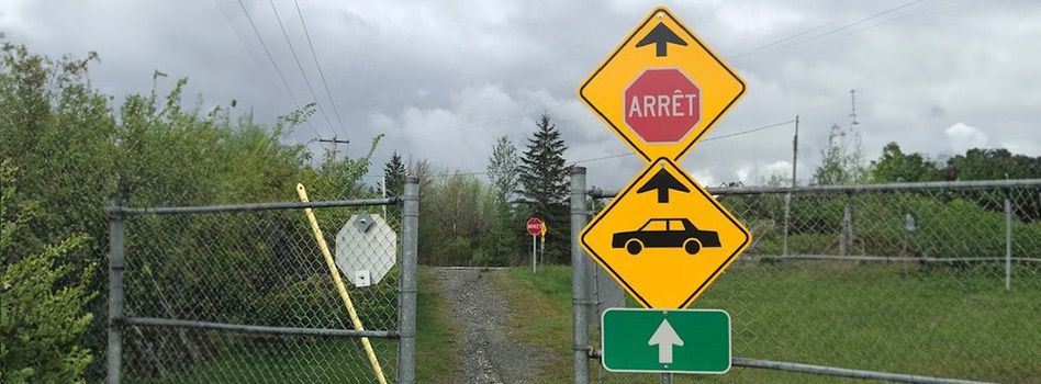 Chemin de la Riviere a Windsor Roadway Improvements sign