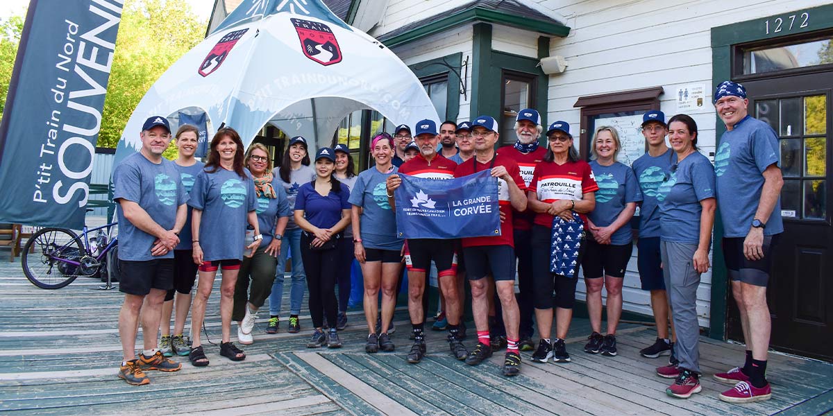 Volunteers at the Le P’tit Train du Nord, Gare de Prévost trail care event