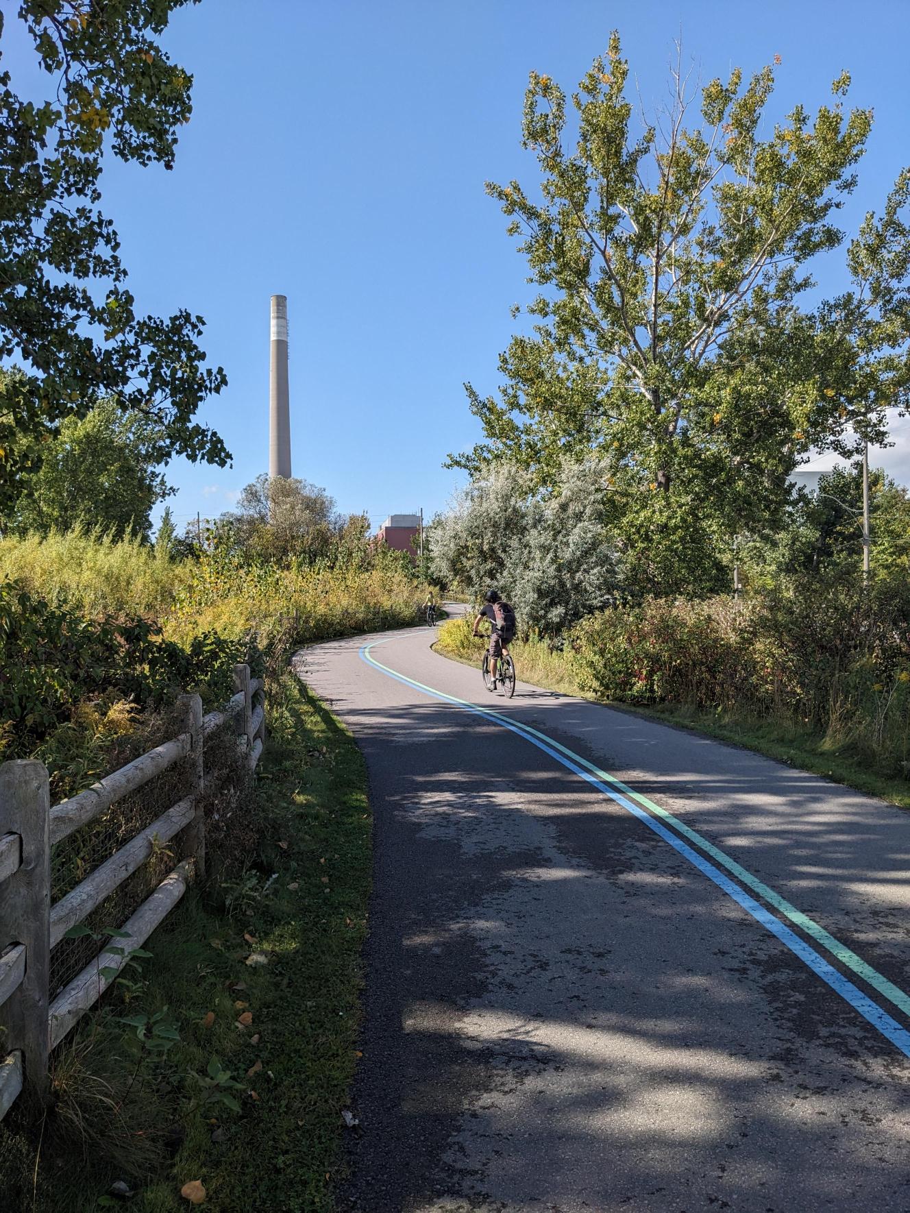 Someone riding their bike along the Toronto Waterfront trail