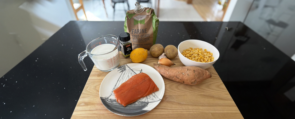 Ingrédients pour la soupe de chaudrée de saumon