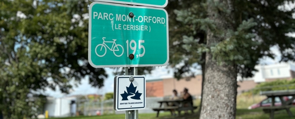 trail signage of trans canada trail